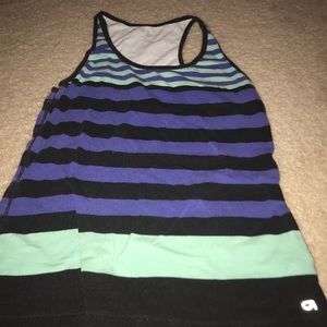 Gap striped activewear top m